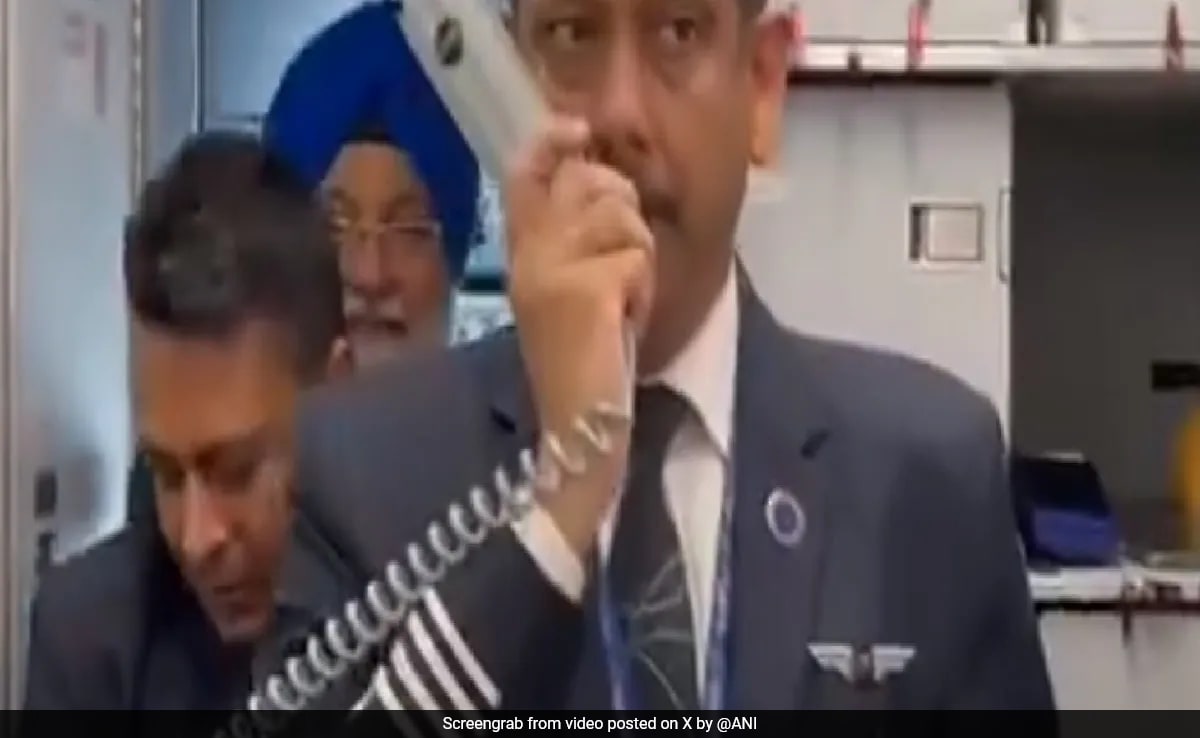 IndiGo Pilot Chants "Jai Shri Ram" As First Flight To Ayodhya Takes Off