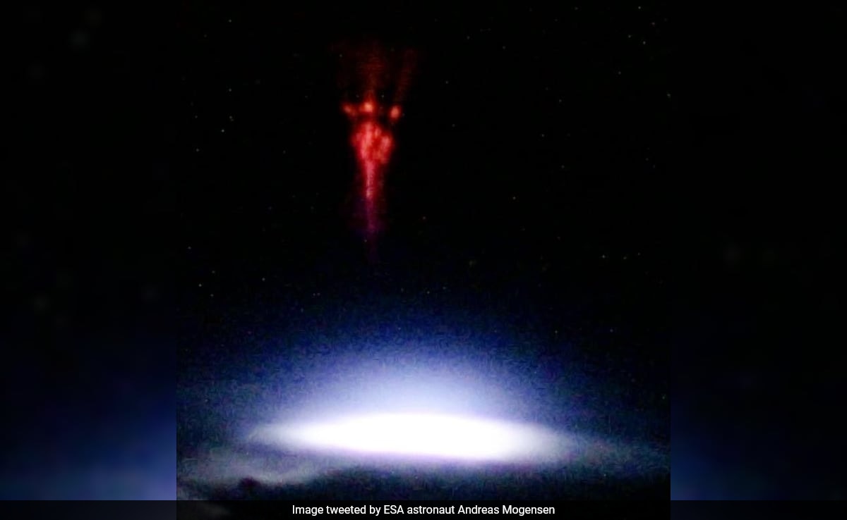 Astronaut Captures Image Of Mysterious "Red Sprite" High Above The Earth