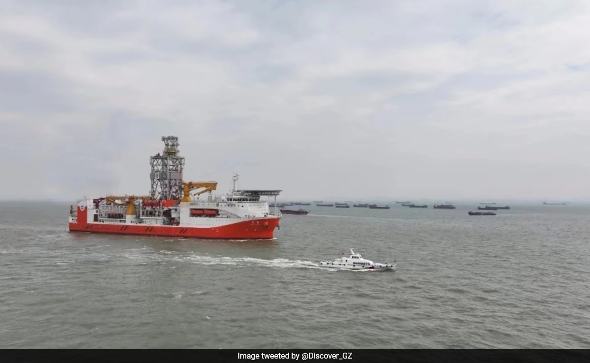 China's Ultra-Deepwater Drilling Ship Sets Sail To Reach Earth's Mantle