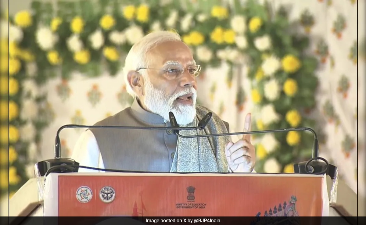 "Real Beginning": Real-Time AI Tool Used During PM Modi's Varanasi Speech