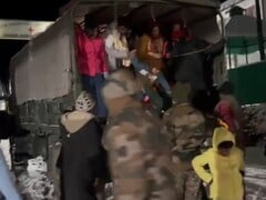 Army Rescues Over 800 Stranded Tourists In Sikkim