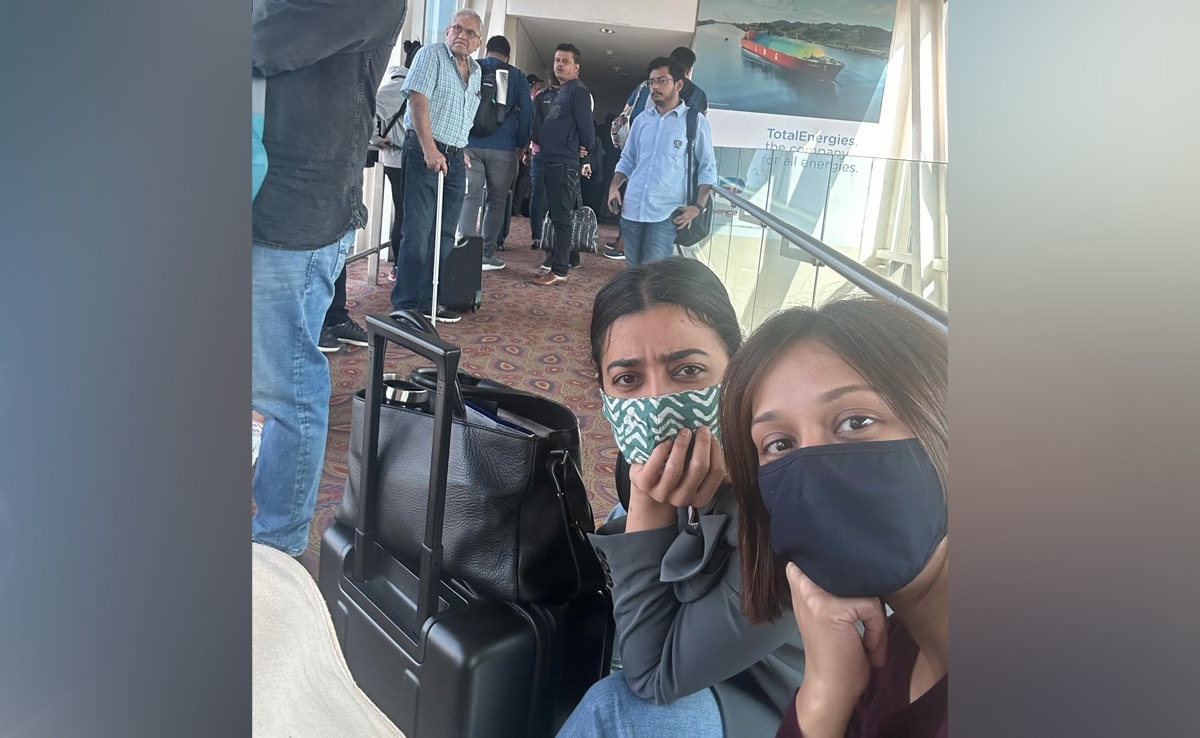 "No Water, No Loo": Actor Radhika Apte, Other Fliers Locked-In At Airport