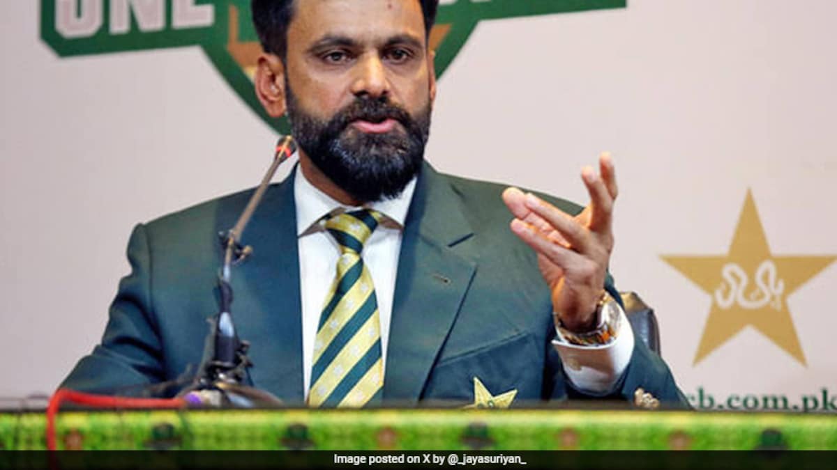 "All That Talent…": Iceland Cricket Trolls Hafeez For Missing Flight