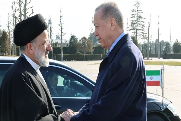 Iran, Turkey presidents meeting kicks off in Ankara