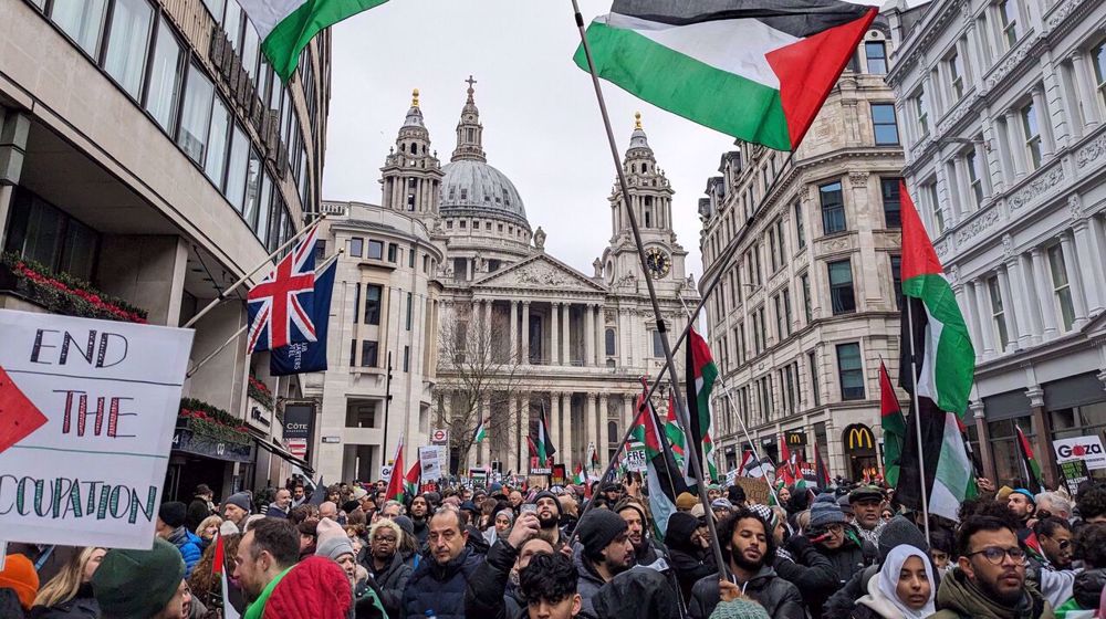 Tens of thousands rage in London against Israeli genocide in Gaza