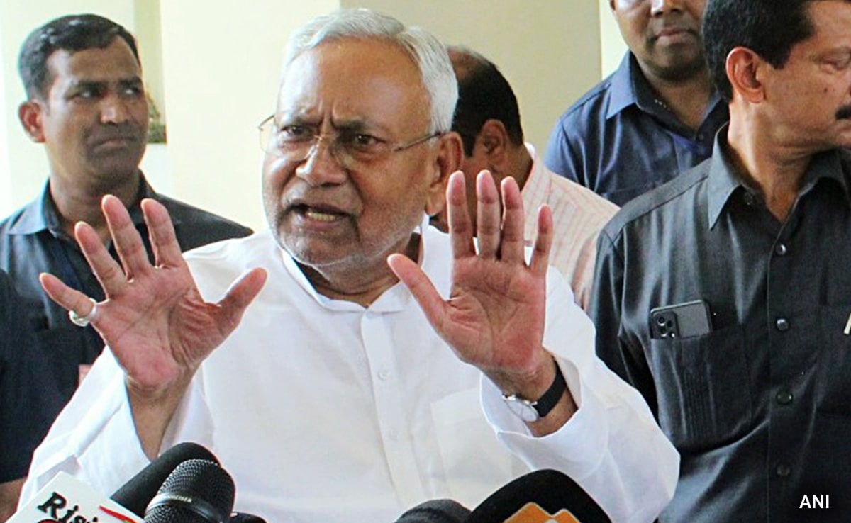 Amid Talks Of Flip-Flop, Nitish Kumar's "Mar Jana Qabool Hai" Video Viral