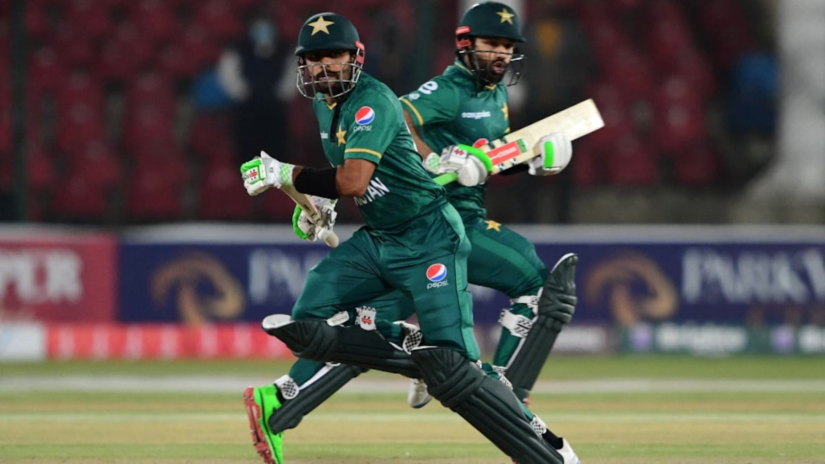 "What Benefit Did You Get?": Pak Great Slams Disbanding Of Babar-Rizwan Duo