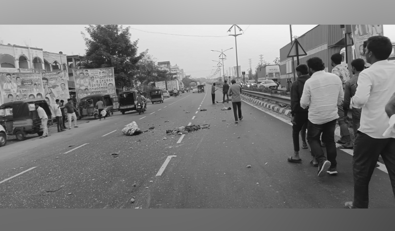 Telangana: Six killed, two injured after van hit passenger auto near Jadcherla