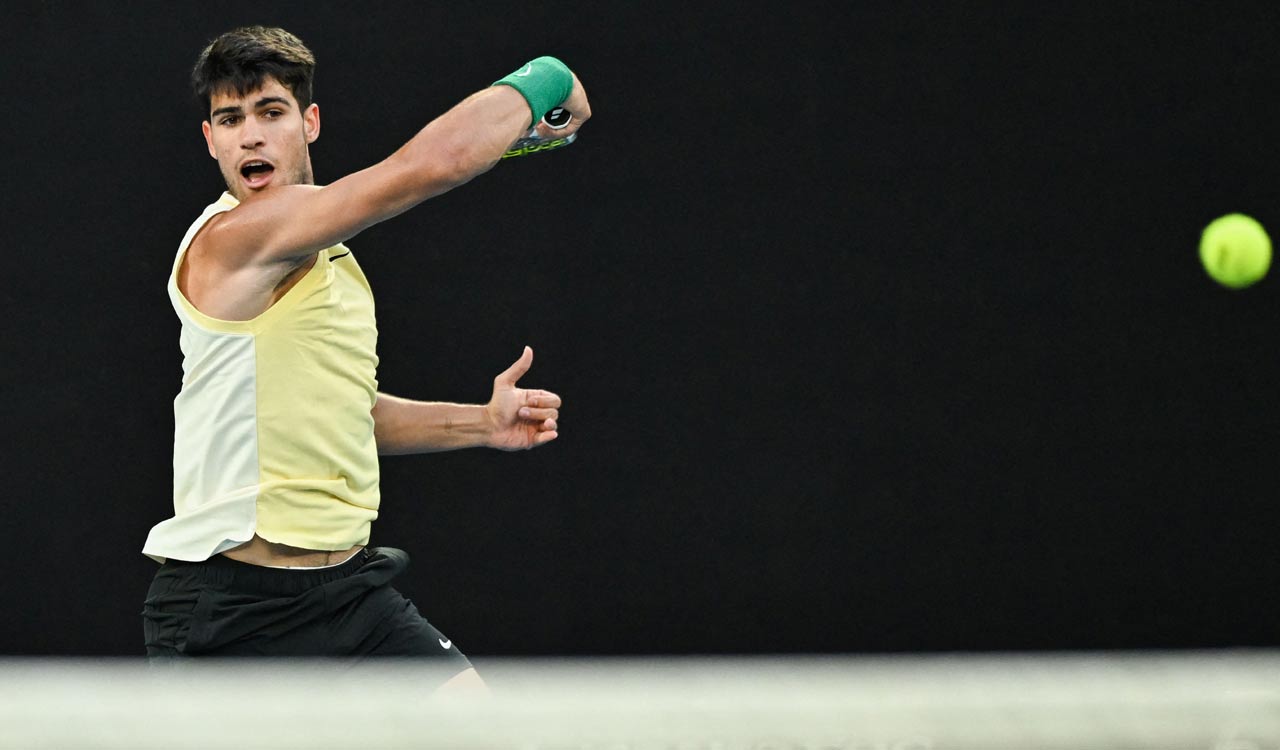 Australian Open: Alcaraz reaches maiden quarters, sets up showdown against Zverev