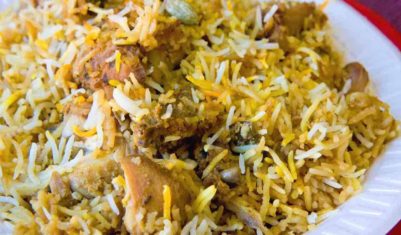 Hyderabad: Lizard found in Biryani again?