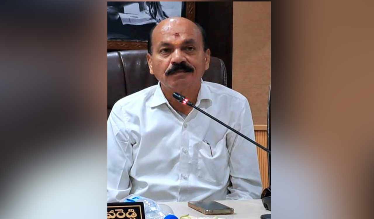 Sangareddy MLA writes to Speaker, CS on protocol violations