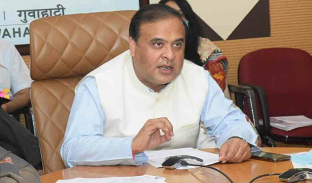 Netizes troll Assam CM Himanta Biswa Sarma for his body double remarks on Rahul Gandhi