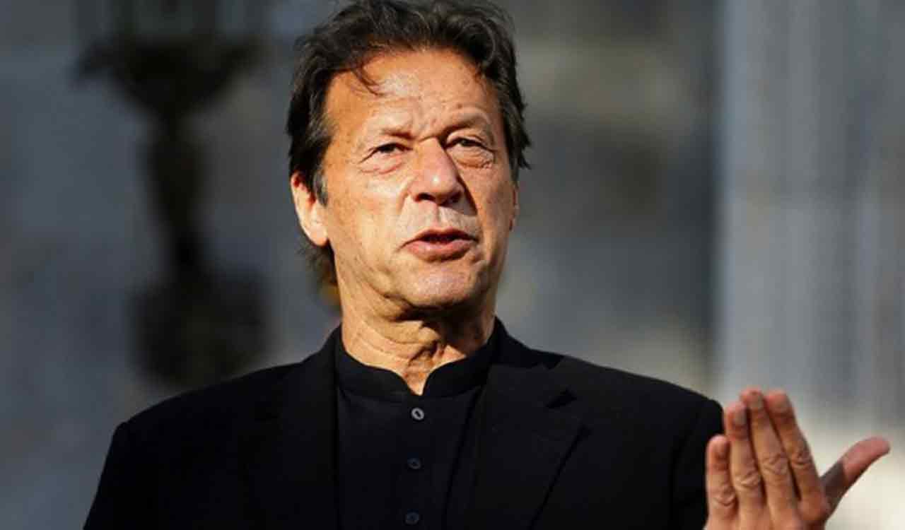 Imran warns of Sri Lanka-like crisis in Pakistan amid high inflation