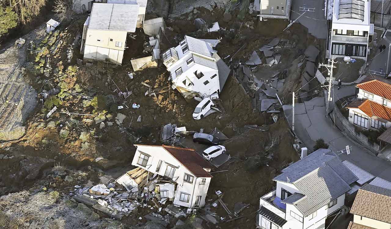 Japan quake toll reaches 24, search on for survivors