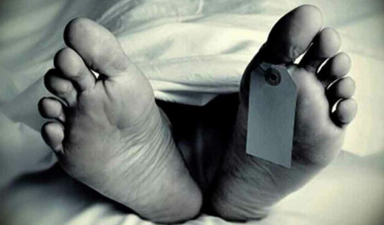 Man ends life after learning about death of wife in Adilabad