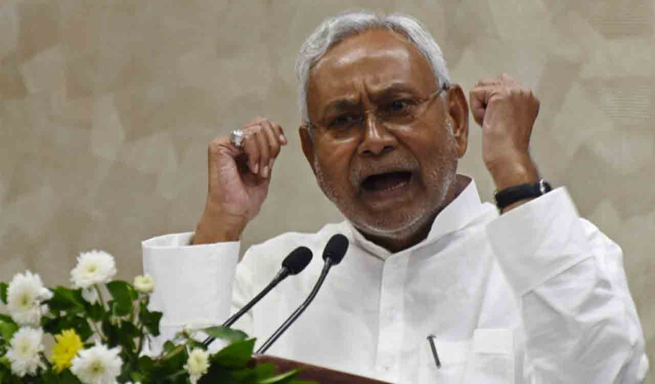 Bihar CM Nitish Kumar quits ruling alliance, hands over resignation letter to Governor