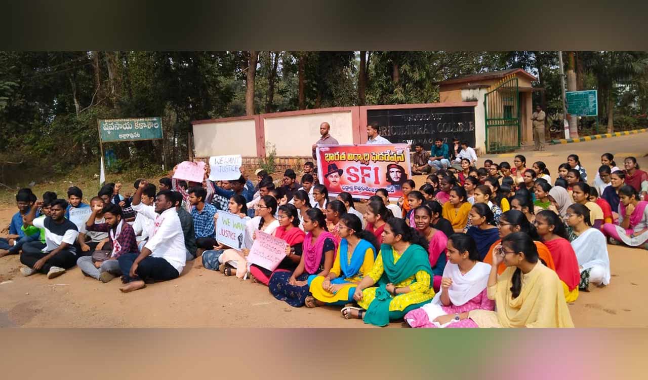 Cancel PJTSAU lands allocation for Telangana High Court construction: SFI