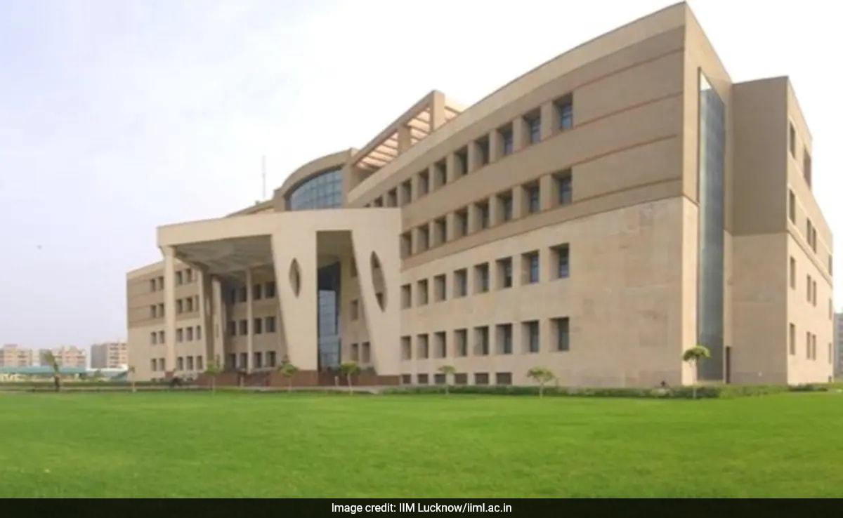 IIM Lucknow Hiring Junior Assistant For Admission Office, Check Details