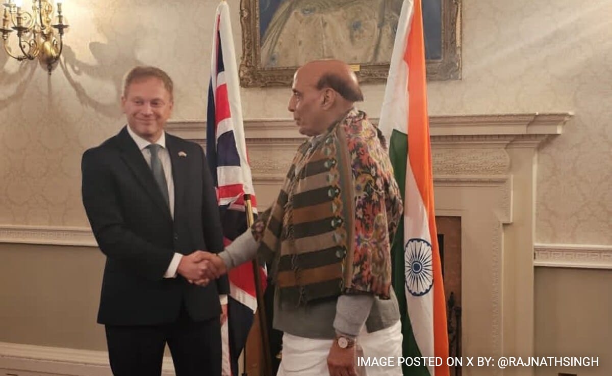 Rajnath Singh Meets UK Counterpart To Discuss Defence, Security