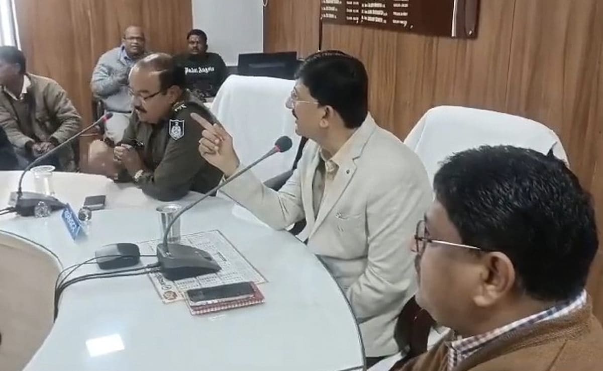 Watch: IAS Officer's "Aukaat" Remark Sparks Row. Then A Clarification