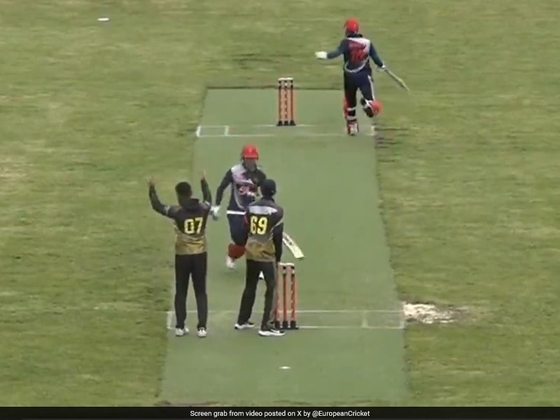 Watch: Batters Run 5 Between Wickets. Internet Slams Terrible Fielding