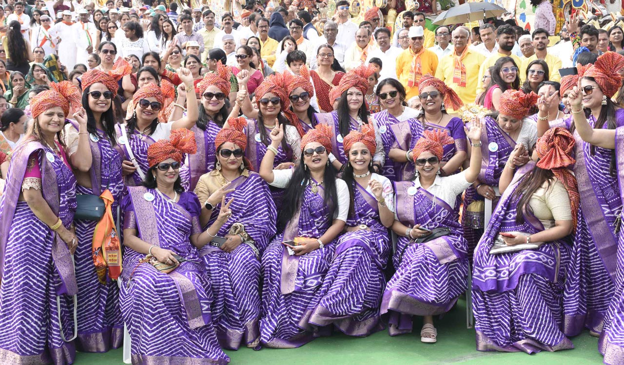 Gujarati Ekta Mahotsav: Over 6,000 Gujaratis of Telangana joins massive rally