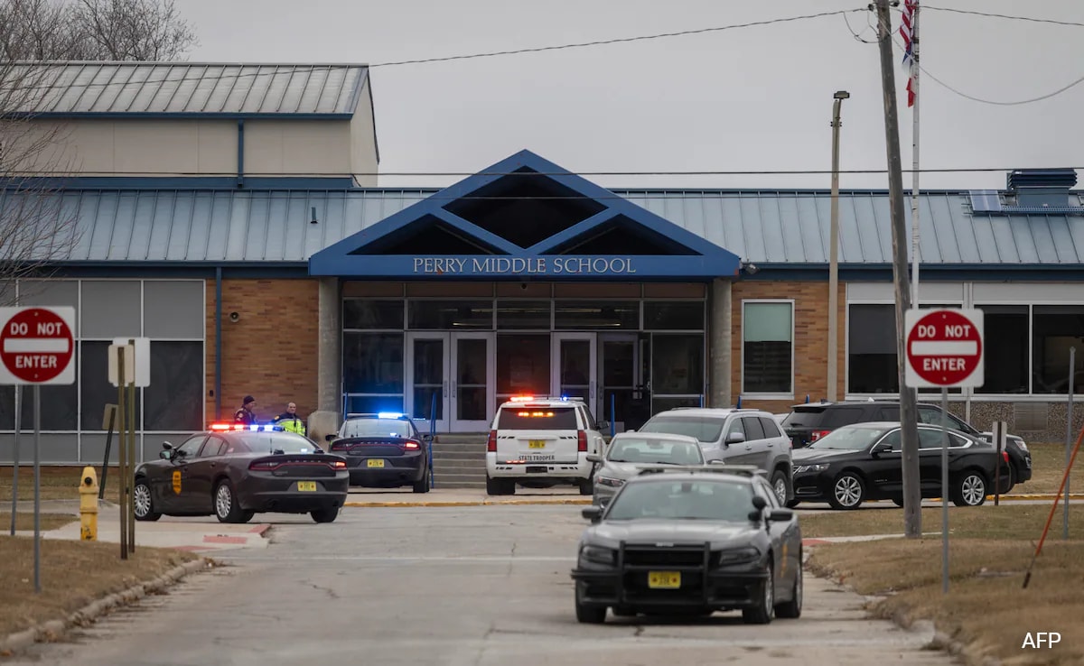 1 Student Killed, 5 Injured In US School Shooting, Teen Suspect Found Dead