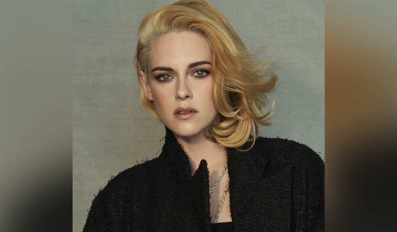 Kristen Stewart says ‘Twilight’ is ‘such a gay movie’