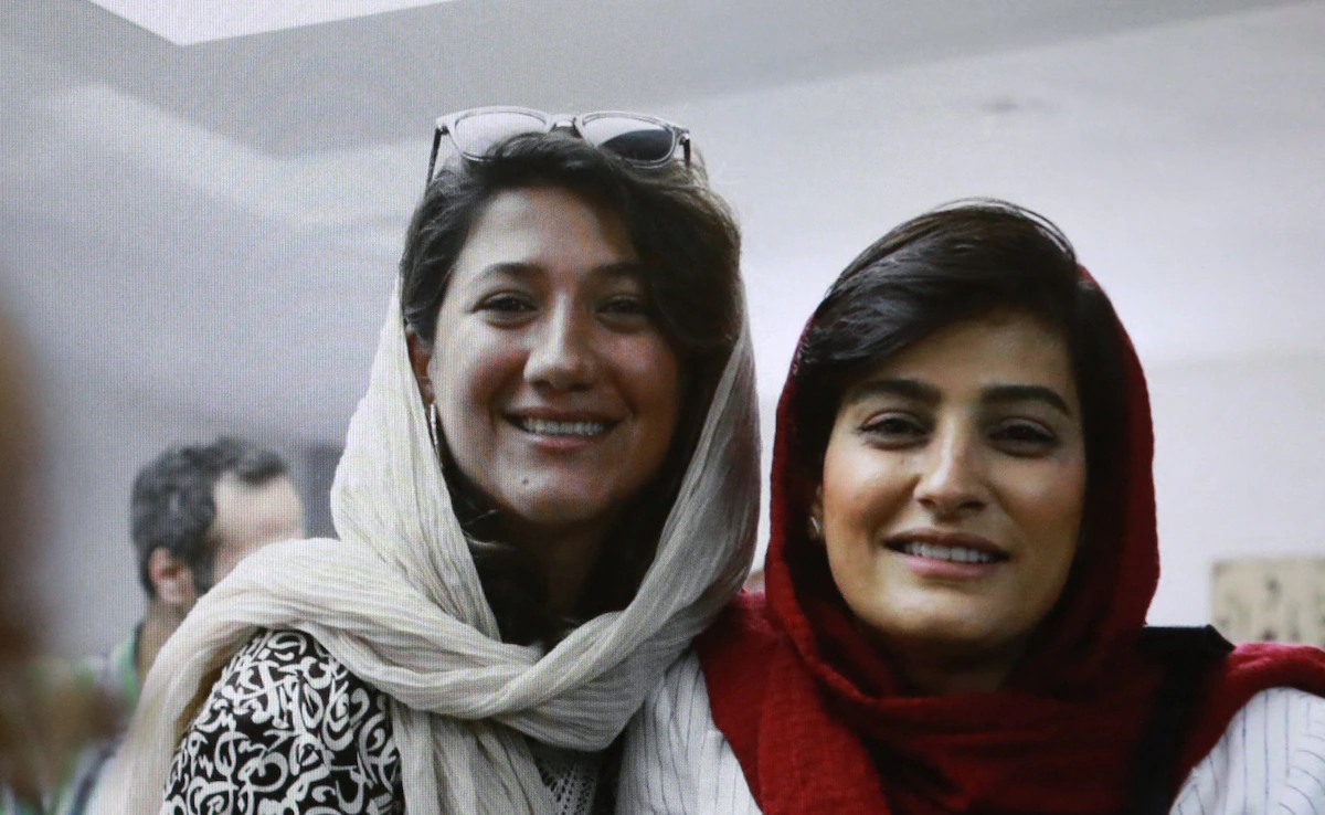 2 Iranian Journalists Behind Bars For Covering Mahsa Amini's Death Freed