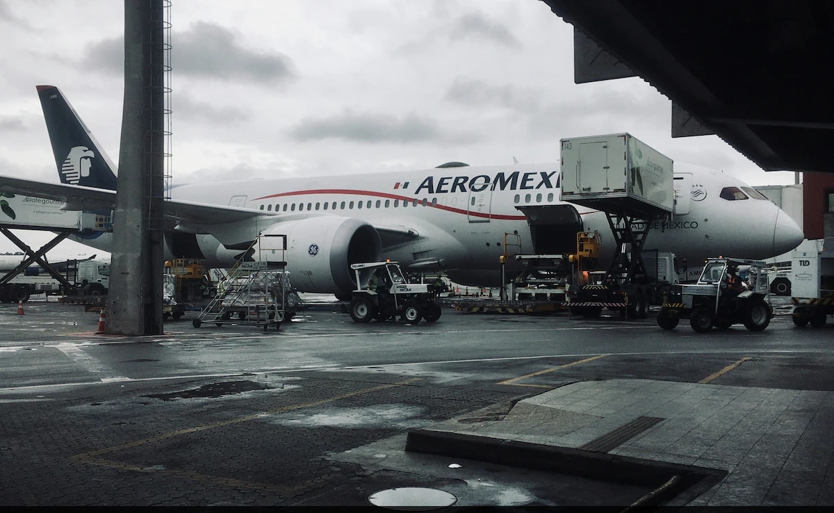 Passenger In Mexico Opens Emergency Exit, Walks On Plane's Wing After Flight Delay