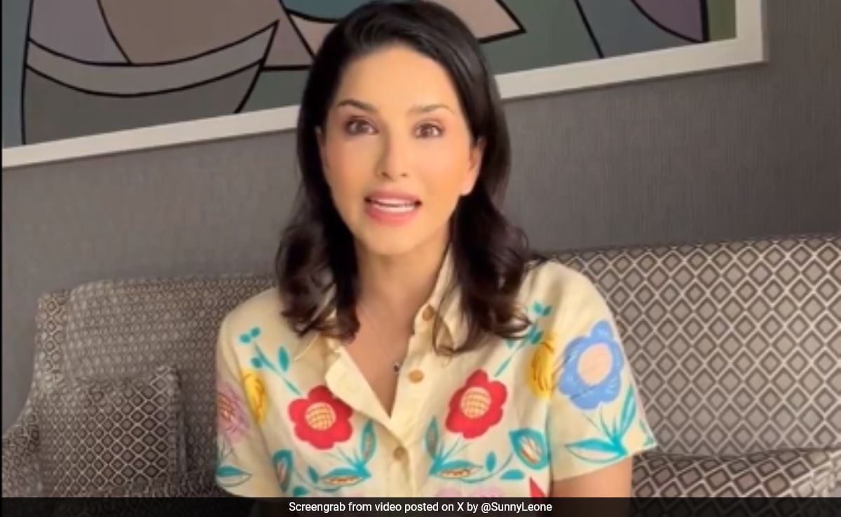 Check Out Sunny Leone's Virtual Clone, 1st Indian Celeb Gets Her AI Replica