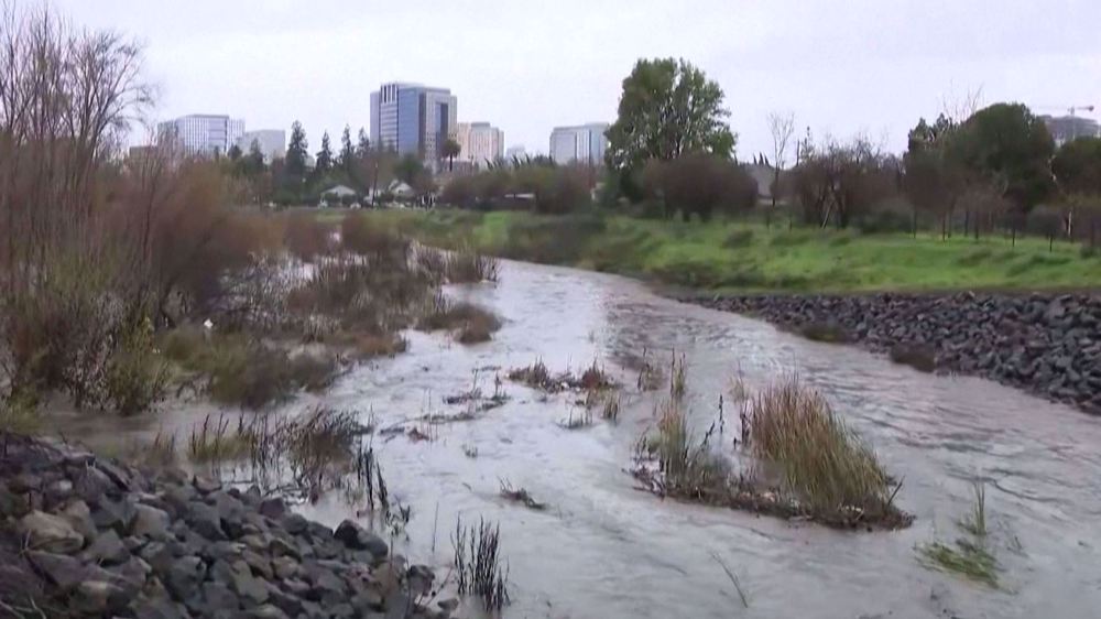 Powerful California storm brings record rain, flooding