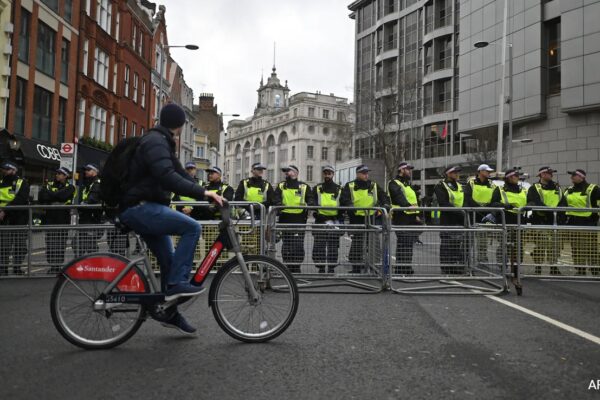 Thousands Join Pro-Palestinian March In London, 12 Arrested