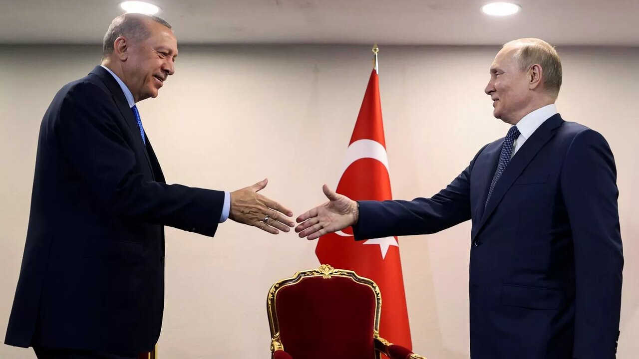 Erdogan, Putin to talk gas hub, grain deal on Turkey visit