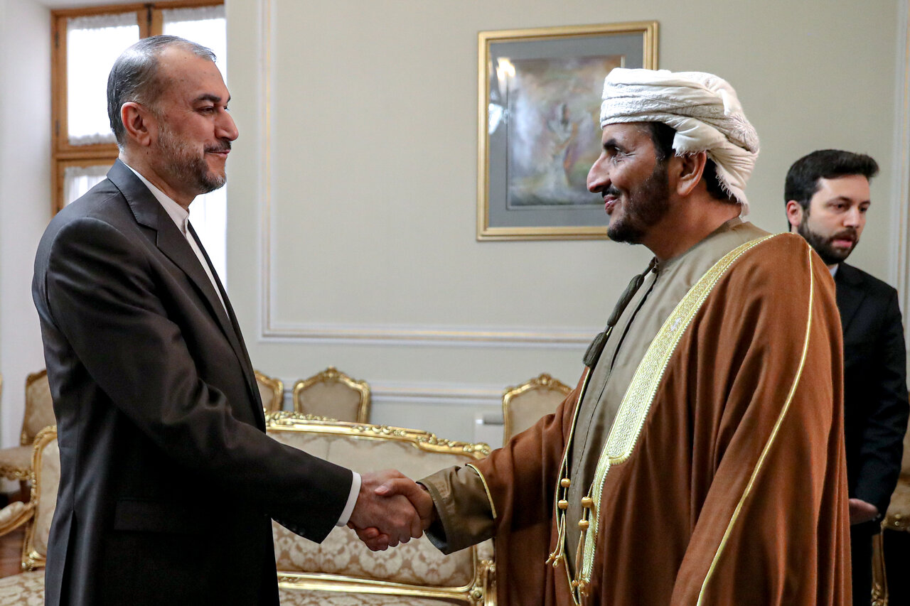 Iran top diplomat meeting with Omani deputy FM