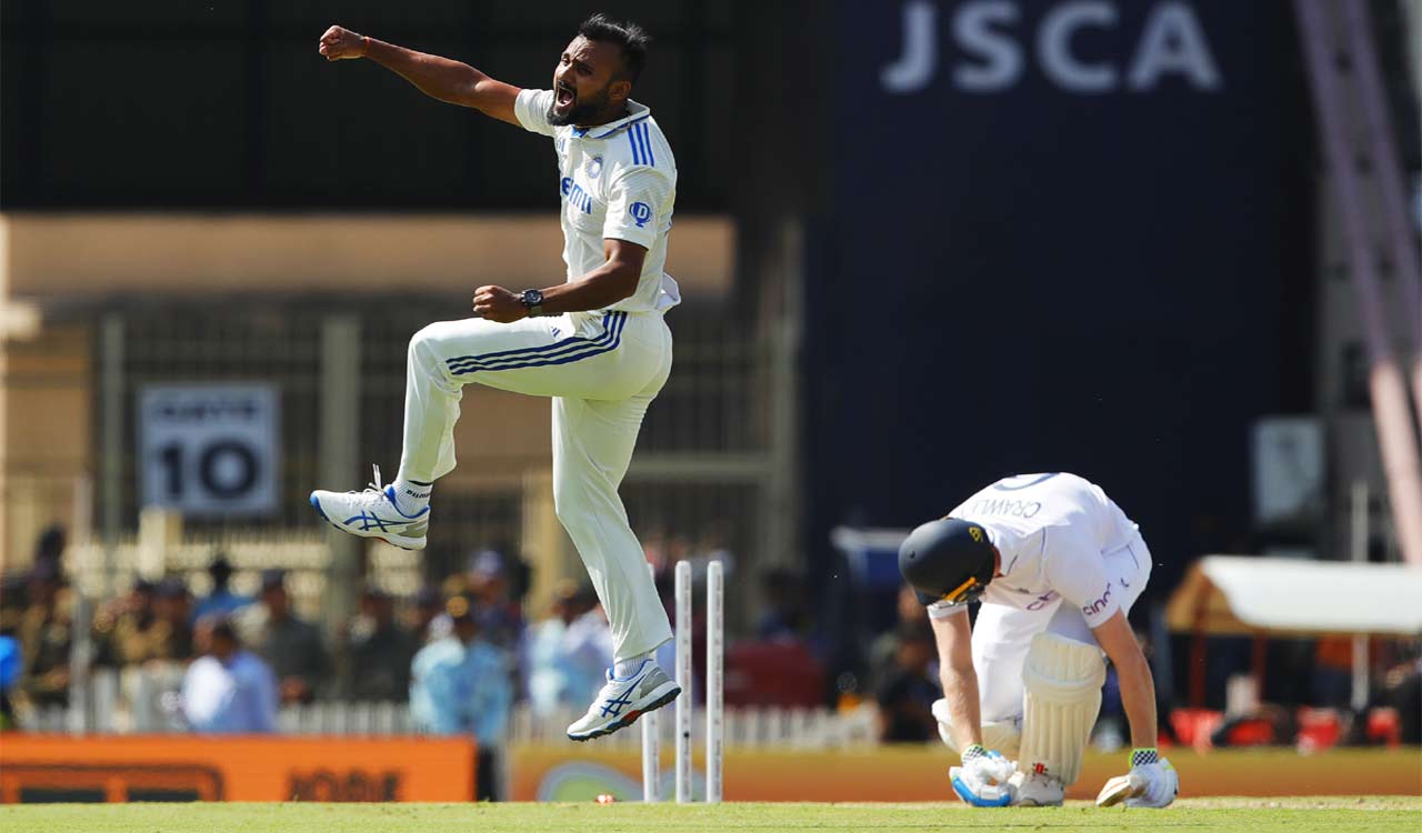 4th Test: Akash Deep’s dream debut shines; England 112/5 at lunch