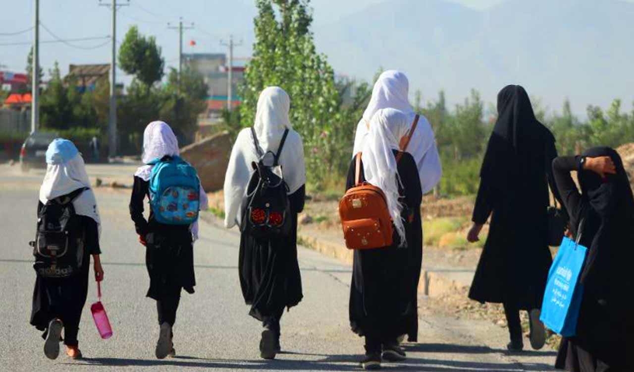 Afghanistan Government permits girls’ enrollment in state medical institutes