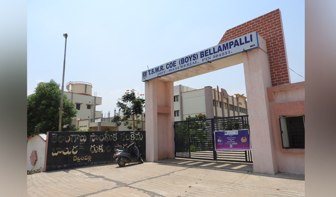 5 students from TSWR CoE Bellampalli get admissions at Azim Premji University