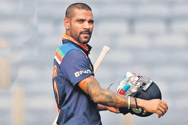 Shikhar Dhawan hits 39 on return