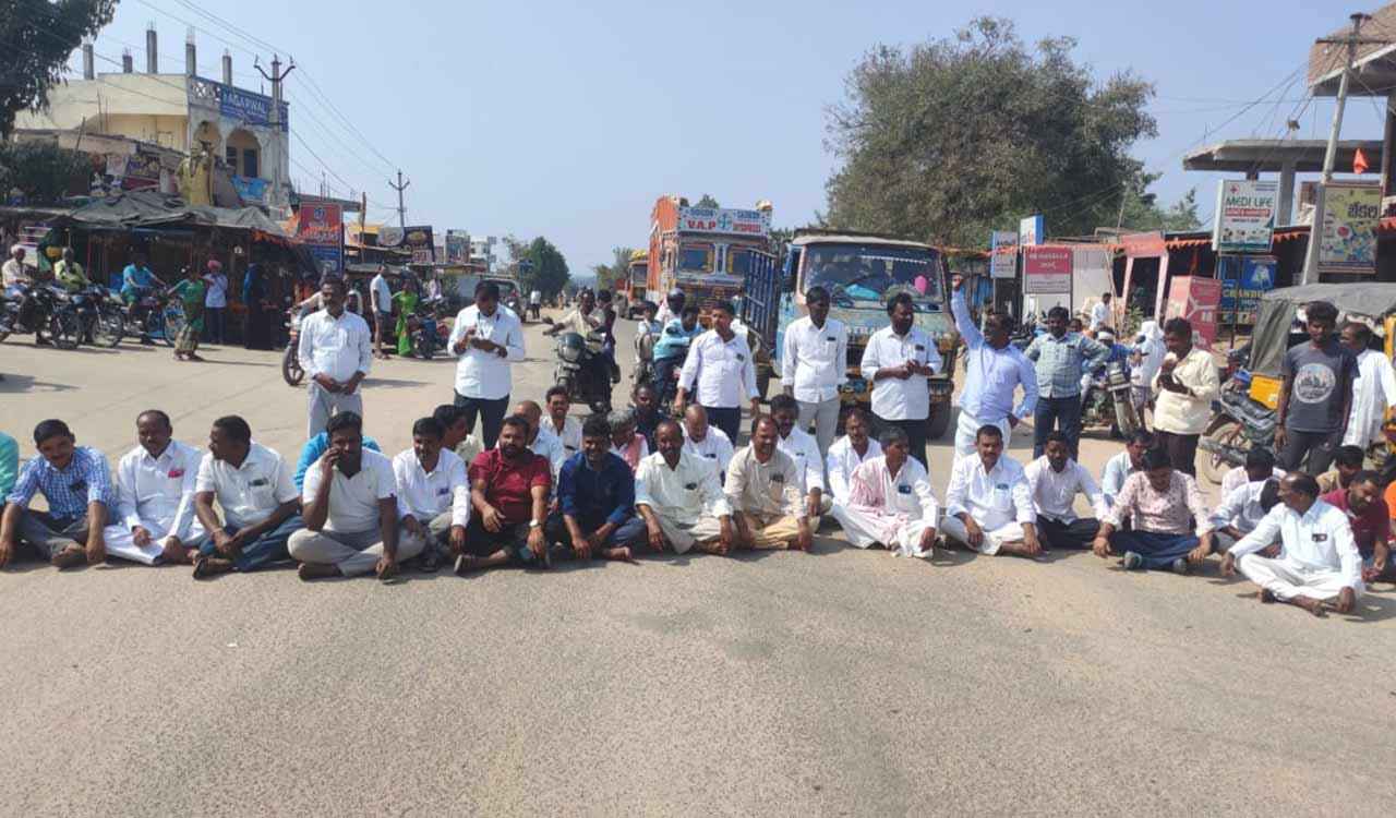 Farmers demand release of water into Kudavelly Vagu from Mallanna Sagar