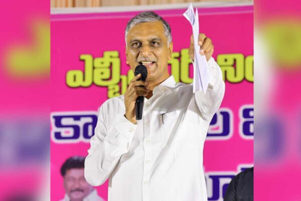 Congress Govt failed in timely payment of salaries: Harish Rao