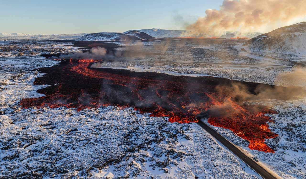 Volcanic eruption in Iceland disrupts hot water supply