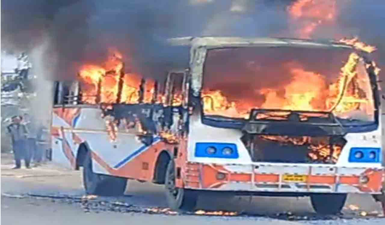 Miraculous escape for passengers as bus goes up in flames in Kerala