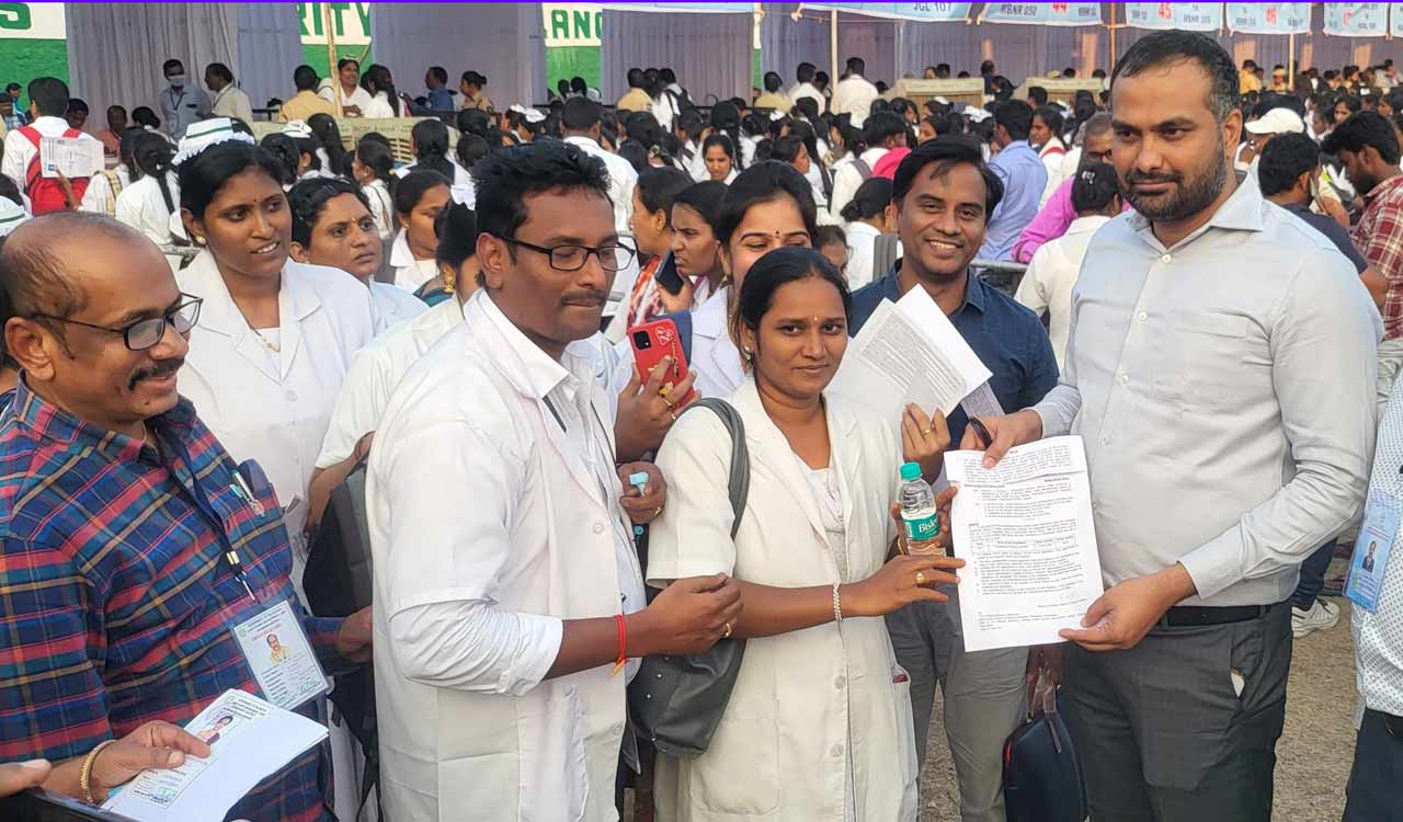 325 candidates bag staff nurse jobs from Khammam