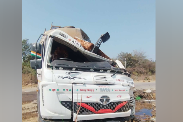 Lorry driver dies in accident minutes after running over three youngsters in Medak