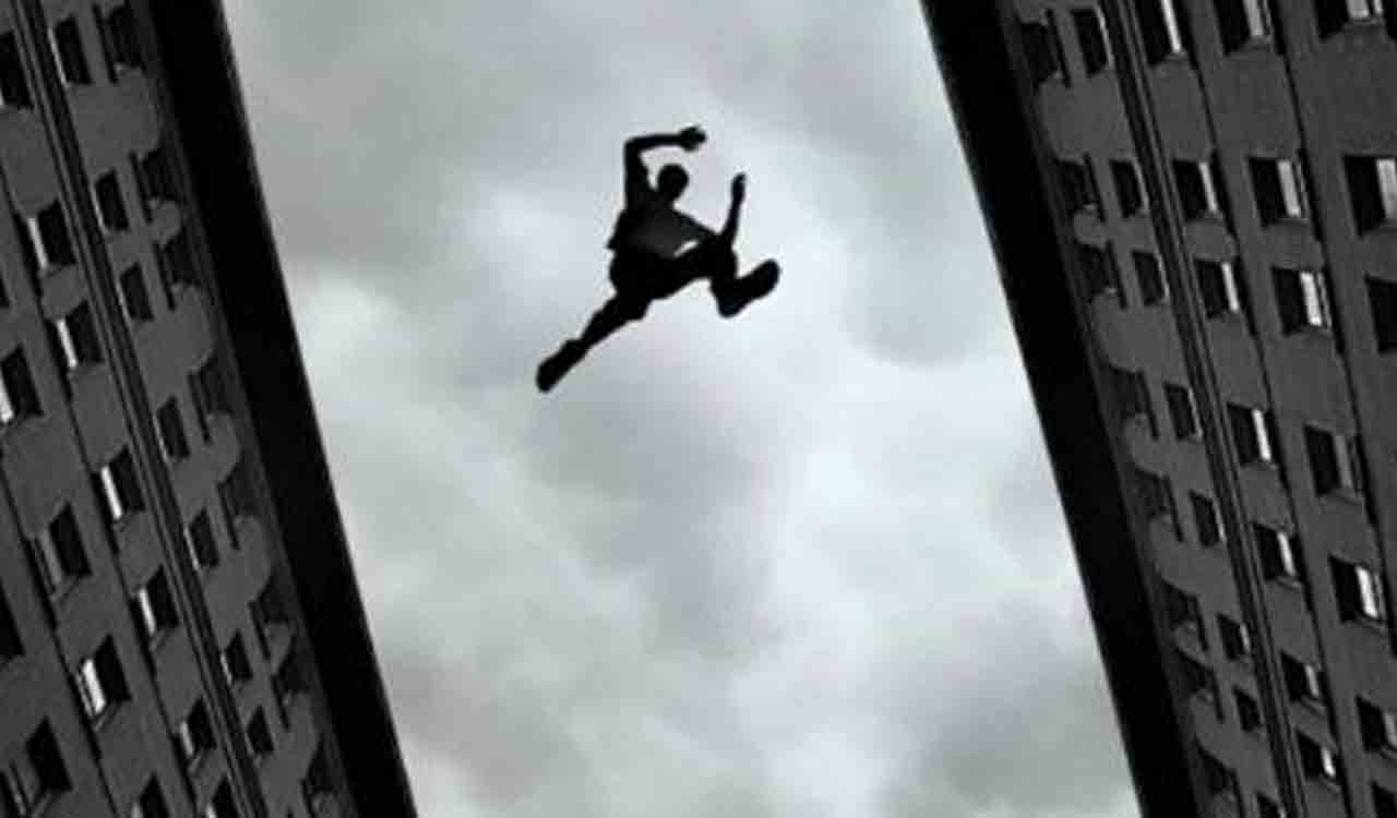 Manipal student jumps off building after going through question paper, dies