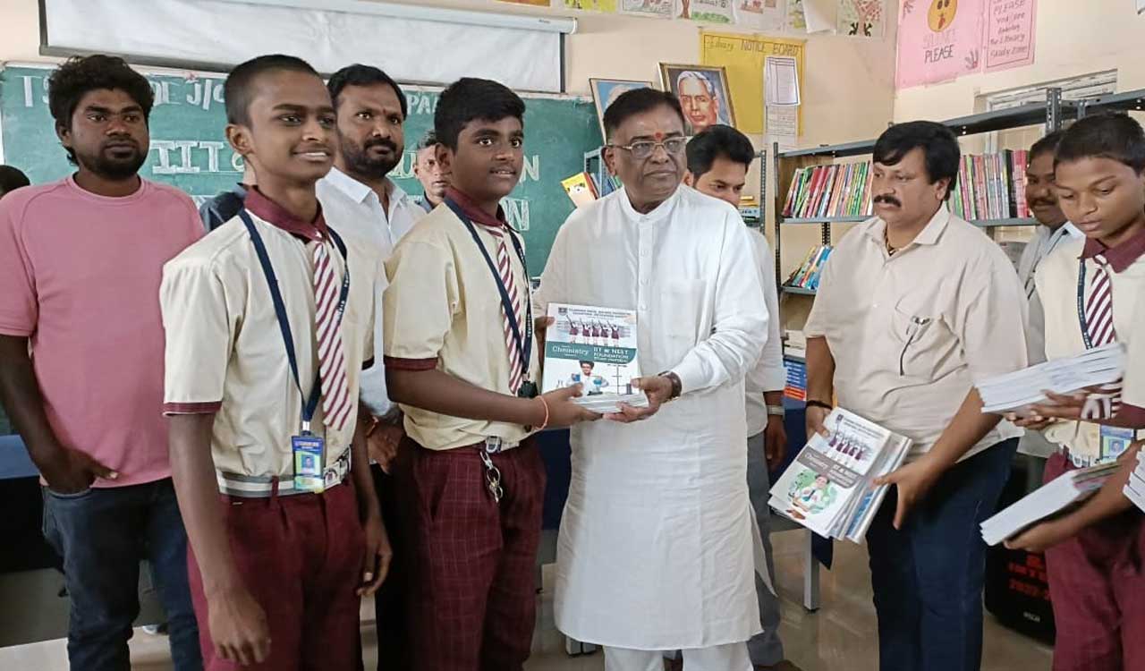 Study material given to aspirants of IIT, NEET in Mancherial