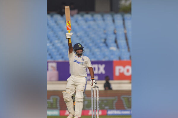 Sarfaraz Khan receives special call from his brother Musheer after memorable Test debut