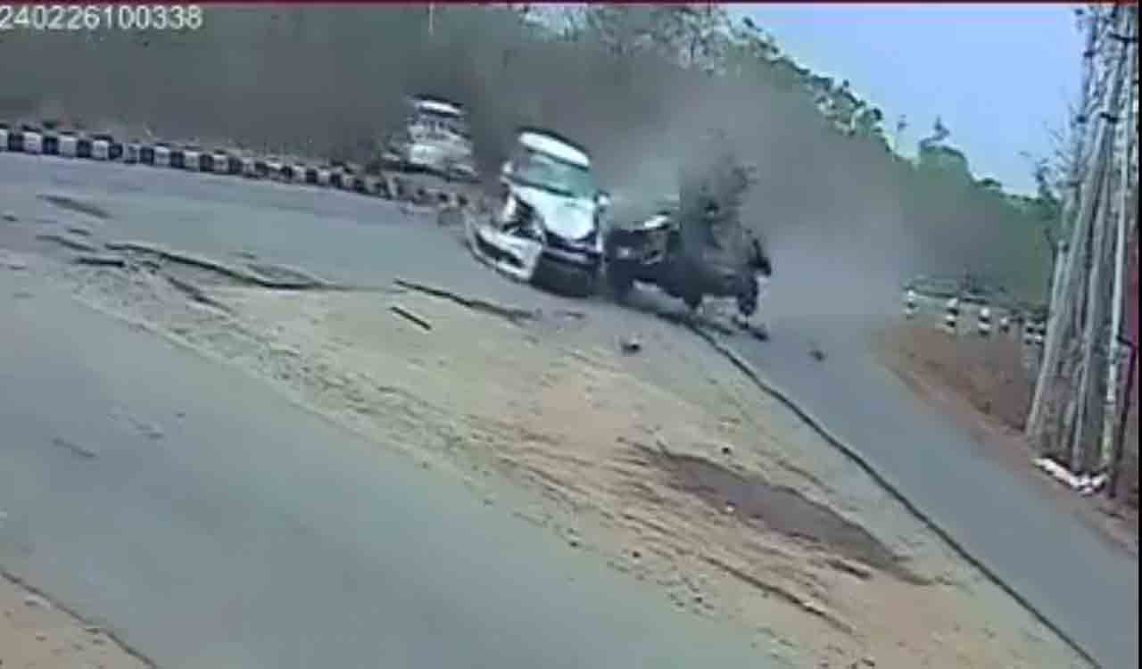 Watch: Four injured after car topples over divider and hits another car in Siddipet