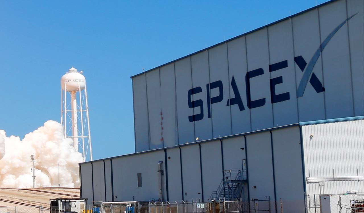 SpaceX invites research proposals for Dragon human spaceflight missions